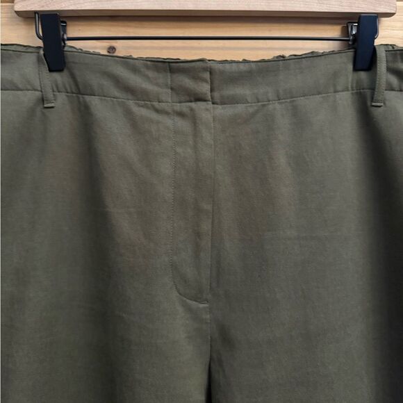 Banana Republic Size XL Olive Green High Rise Cropped All Day Slim Taper Pants - Picture 3 of 12